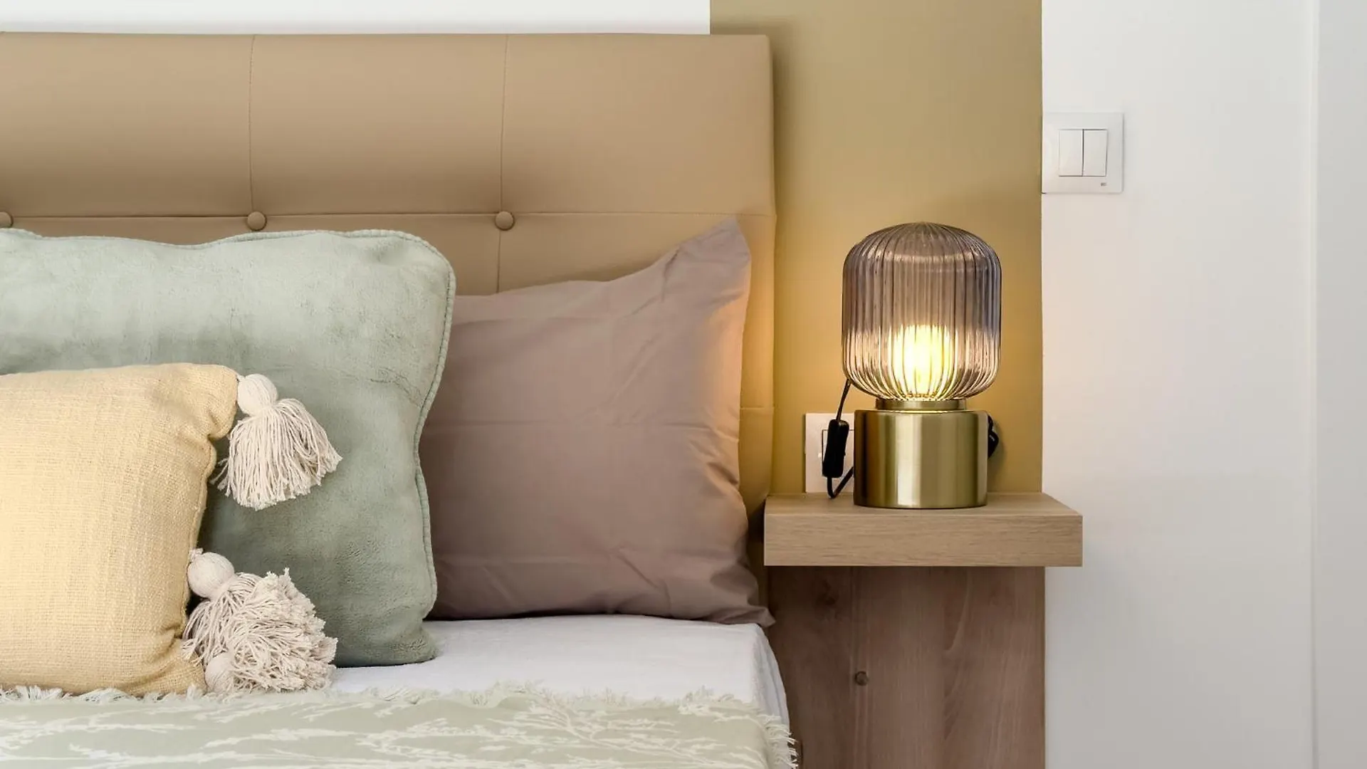 Precioso Apartamento En Ronda Sant Pau Barcelona Spain