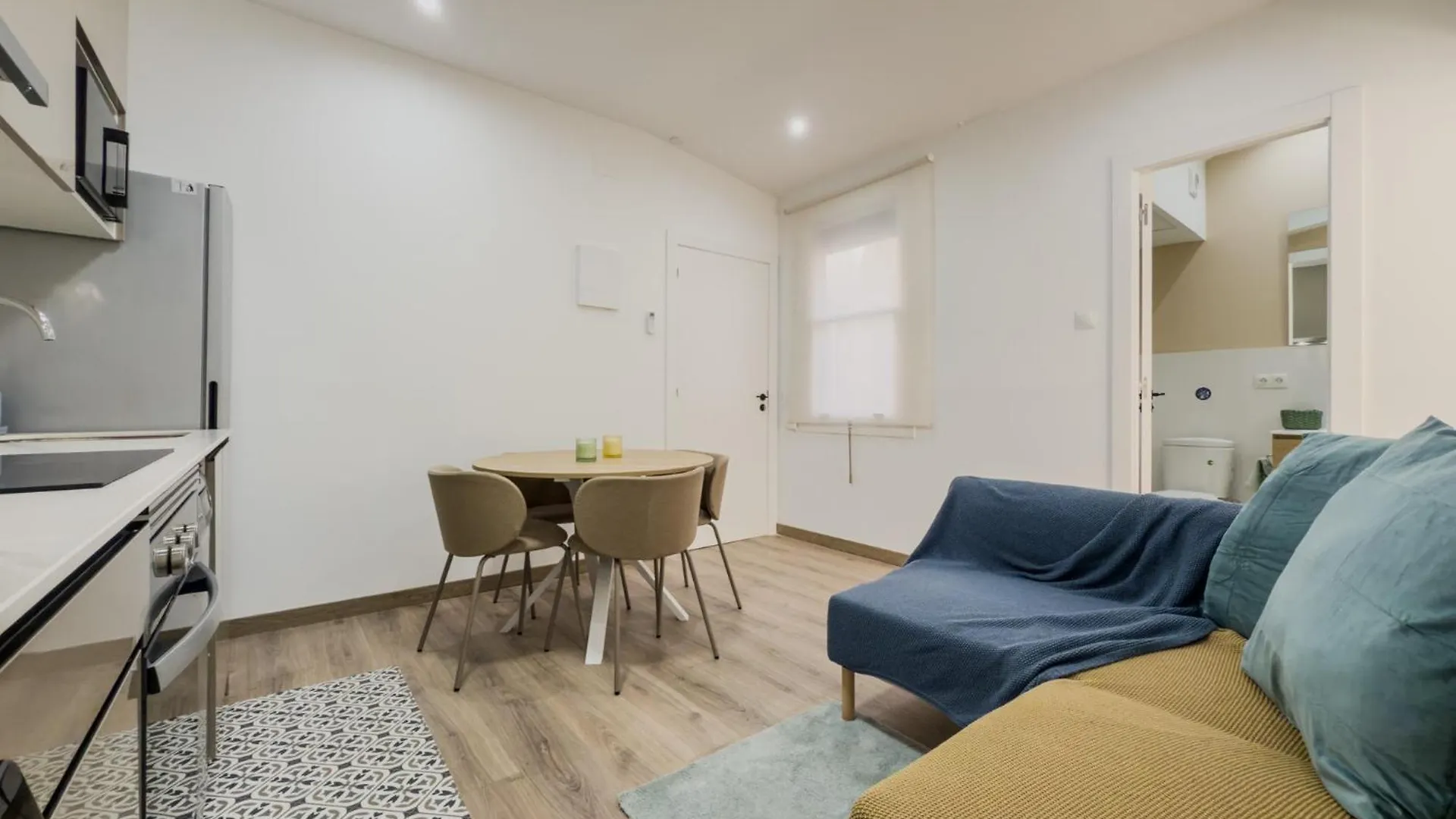 Precioso Apartamento En Ronda Sant Pau Barcelona